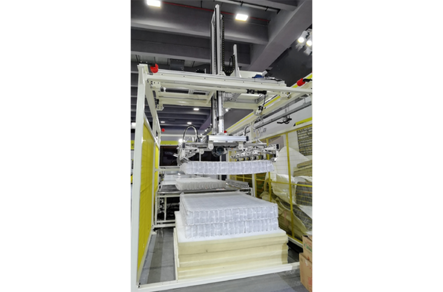 富怡自動(dòng)上料機(jī)