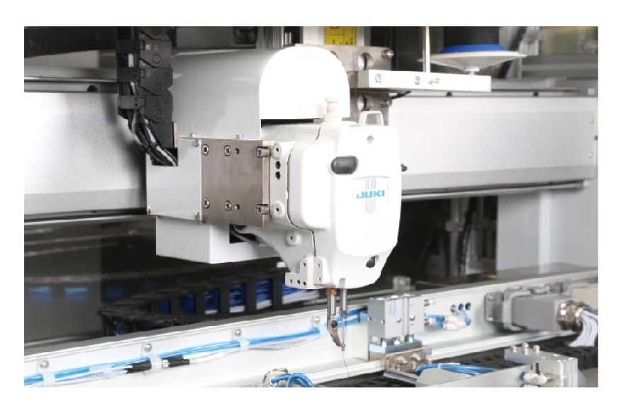 富怡汽車天窗卷陽簾前邊縫紉機(jī)