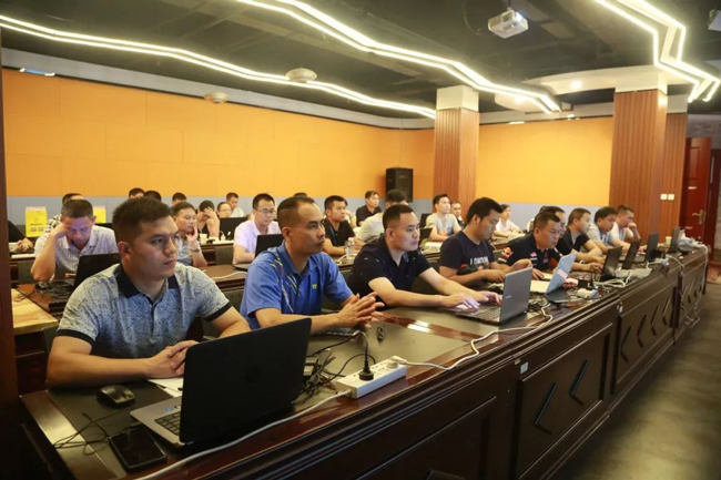 富怡講師講解服裝CAD在服裝制版領域中的應用 3.jpg