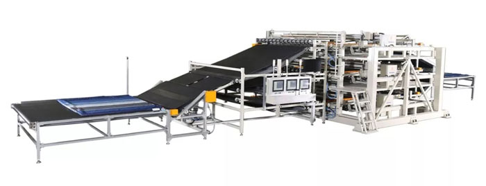 三層單針絎縫機 三層單針絎縫機.jpg