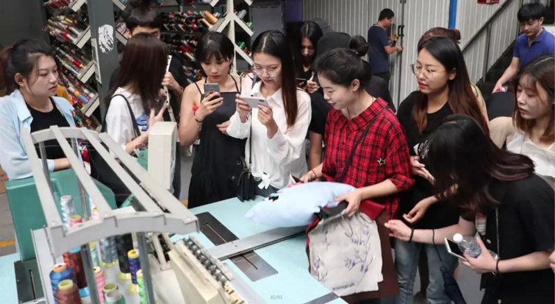 圍觀富怡機器打樣作品 圍觀富怡機器打樣作品5.jpg