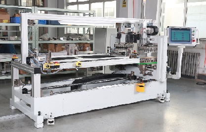 防護(hù)服超聲波焊接機(jī) 防護(hù)服超聲波焊接機(jī)