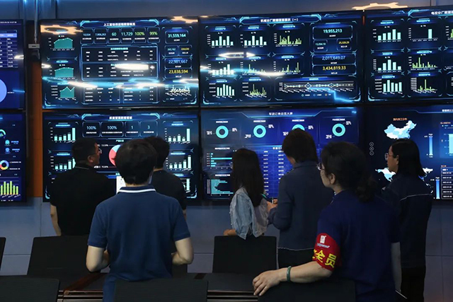 寶坻區(qū)總工會領導深入基層,為企業(yè)職工送關懷! 寶坻區(qū)總工會領導深入基層,為企業(yè)職工送關懷!